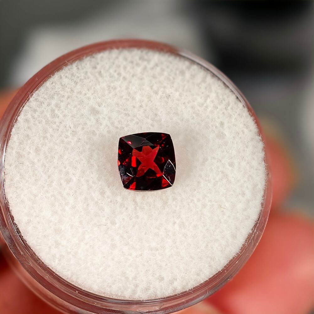 1.40ct Garnet Cushion Cut Gemstone